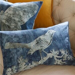 Pottery Barn Set of Two Blue Decorative Bird Accent Lumbar Pillow Cases 16”x 26”